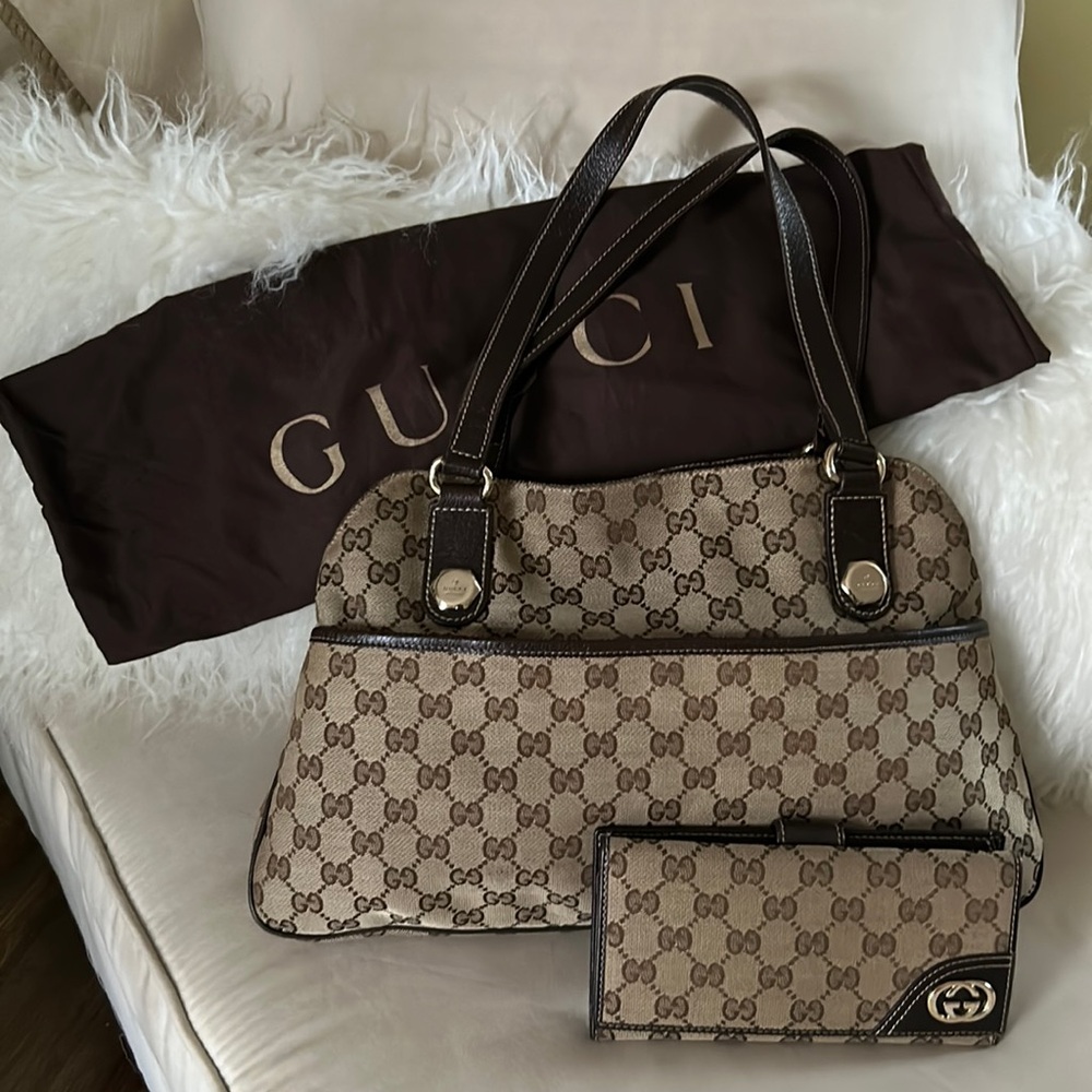 Gucci canvas handbag with Gucci wallet and Gucci dust bag